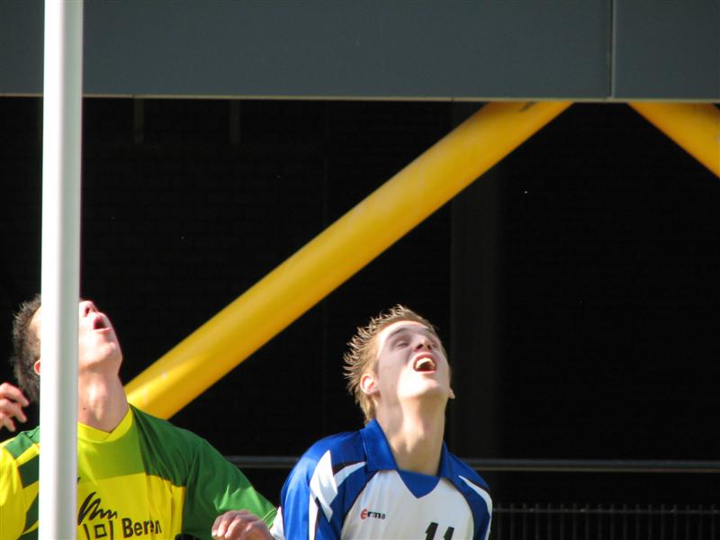 2007-09-16-tilburg1-groengeel1 (10).JPG